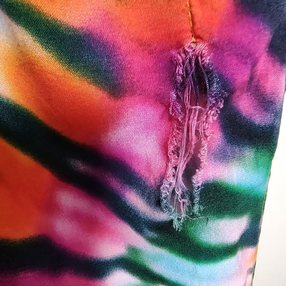 Viscose Heart Tie Dye Vneck Cover Up - Picture 5 of 8